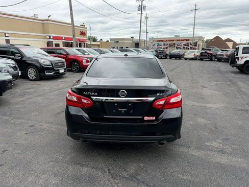 Used 2016 Nissan Altima 2.5 SV FWD image 6
