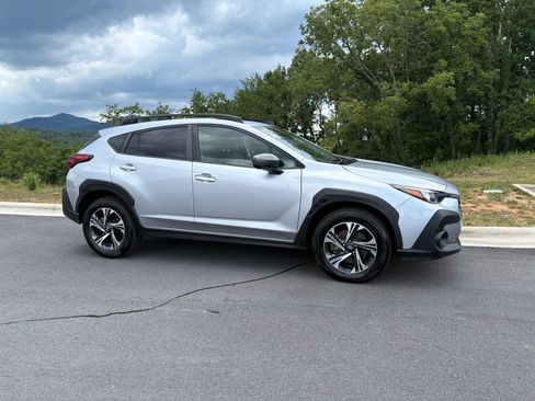 Certified 2024 Subaru Crosstrek 2.0i Premium AWD/4WD image 7
