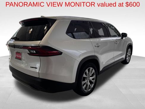Used 2025 Toyota Grand Highlander AWD image 7