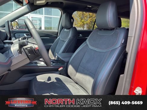 Used 2026 Ford Explorer ST w/ Sun And Sound Package AWD/4WD image 5