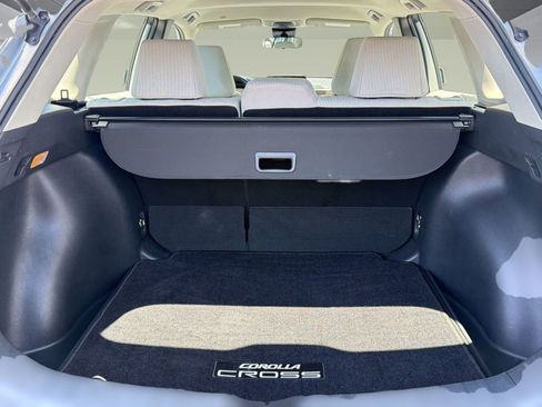 Used 2022 Toyota Corolla Cross L FWD image 28