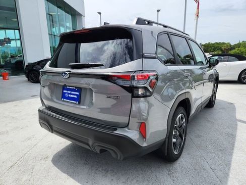 New 2025 Subaru Forester Premium image 2