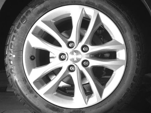 Used 2017 Chevrolet Malibu LT FWD image 15