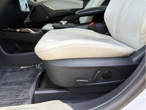 Used 2022 Ford Mustang Mach-E Premium RWD image 18