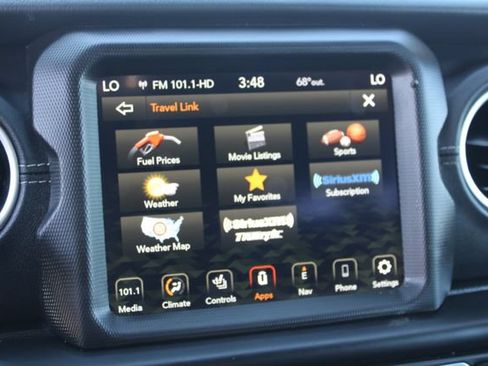 Used 2021 Jeep Wrangler Unlimited Sahara w/ Cold Weather Group AWD/4WD image 26