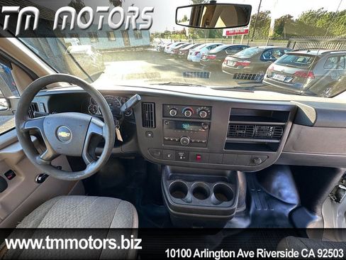 Used 2012 Chevrolet Express 2500 RWD image 7