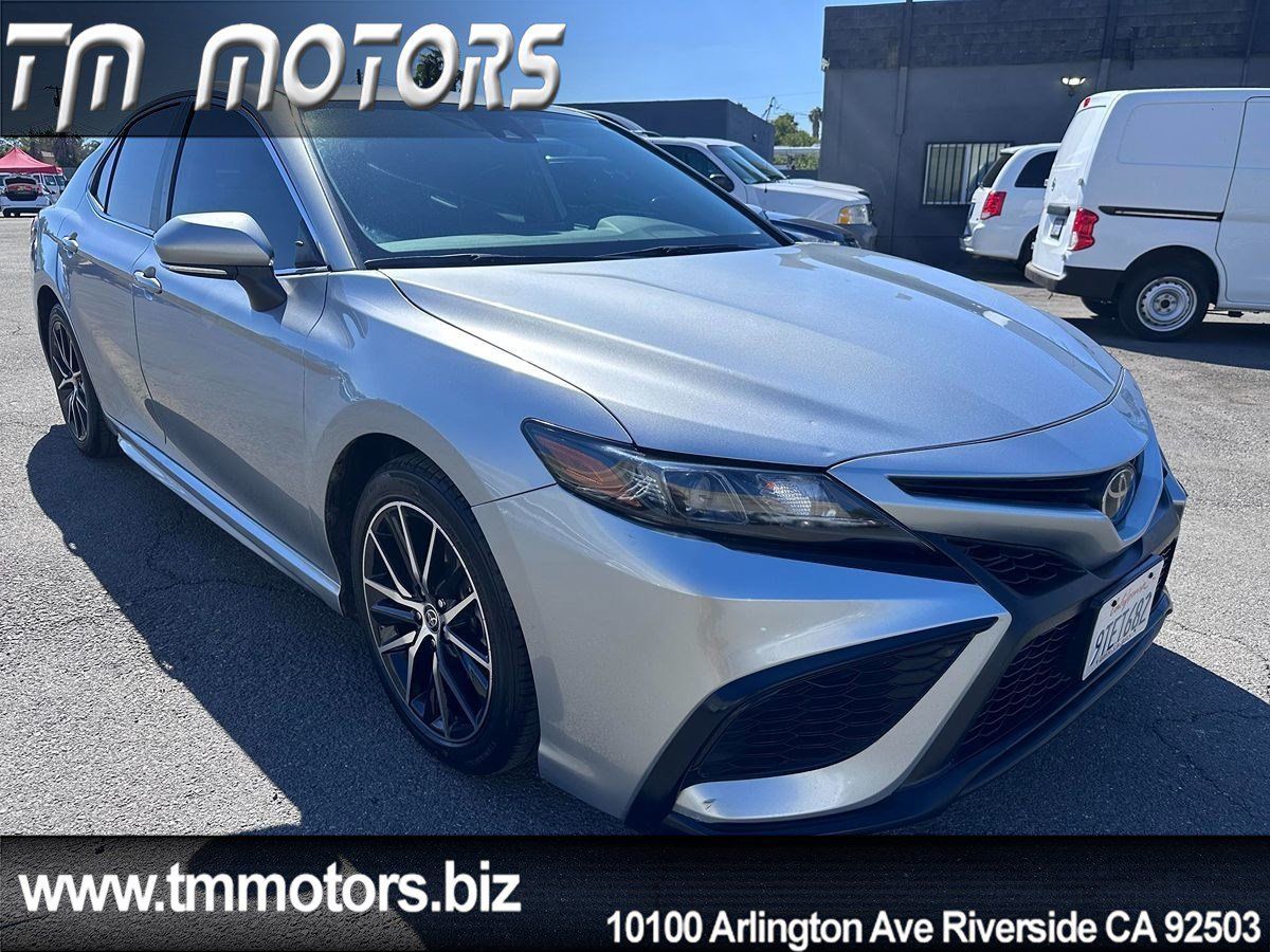 Used 2022 Toyota Camry SE w/ Carpet Mat Package (TMS) FWD image 17