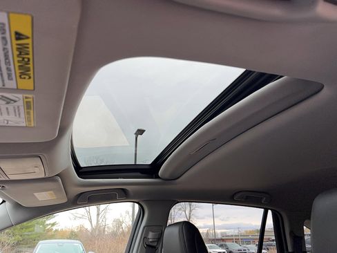 Used 2017 Acura RDX AWD w/ Advance Package image 12