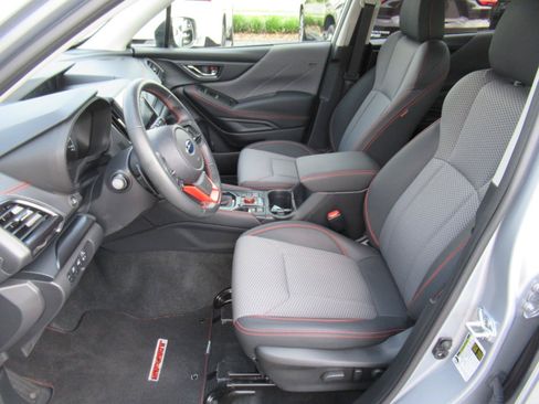 Used 2024 Subaru Forester Sport w/ Convenience Package AWD/4WD image 17