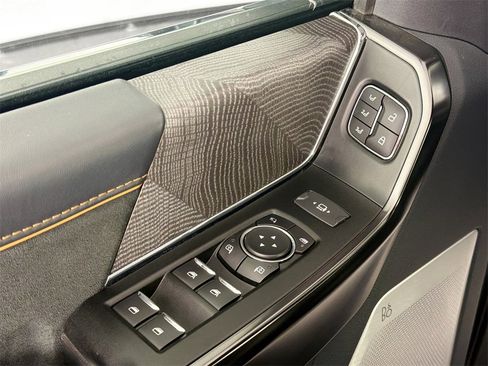 Used 2022 Ford F150 Platinum w/ Max Trailer Tow Package image 17