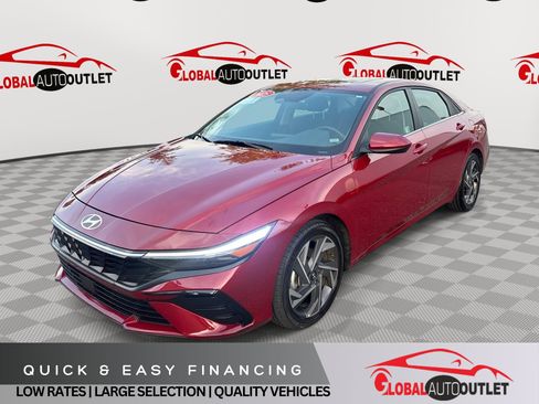 Used 2025 Hyundai Elantra SEL FWD image 1