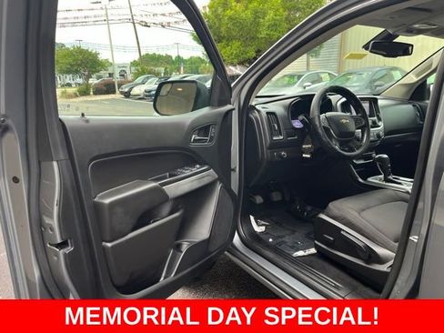 Used 2020 Chevrolet Colorado LT RWD image 4