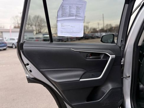 Used 2019 Toyota RAV4 LE image 13
