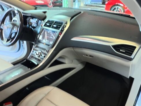 Used 2020 Lincoln MKZ w/ Convenience Package image 30
