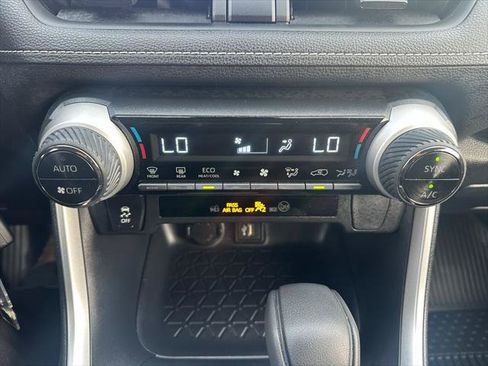 Certified 2023 Toyota RAV4 LE AWD/4WD image 18