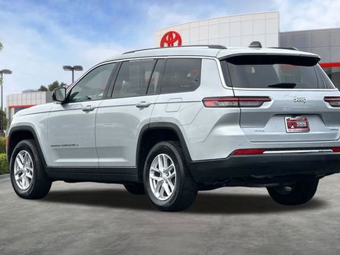 Used 2023 Jeep Grand Cherokee L Laredo image 6