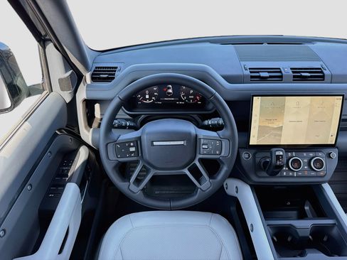 New 2026 Land Rover Defender 110 S AWD/4WD image 17