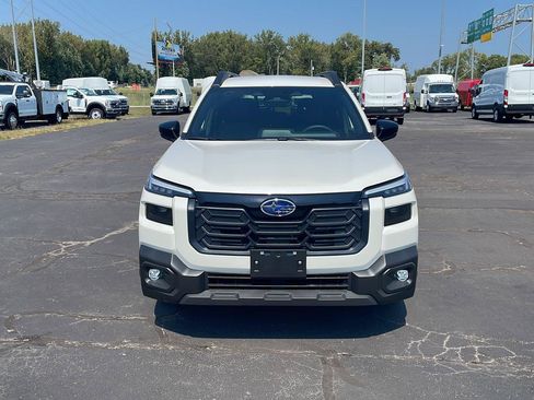 New 2026 Subaru Outback Premium AWD/4WD image 8