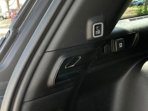 Used 2024 Jeep Grand Cherokee Limited w/ Luxury Tech Group II image 27