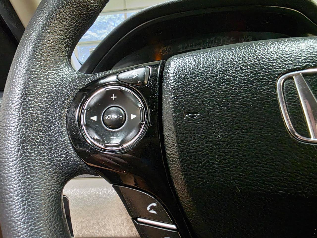 Used 2016 Honda Accord LX image 28