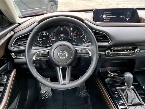 Certified 2025 MAZDA CX-30 AWD 2.5 S w/ Premium Package image 5