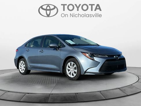 Used 2024 Toyota Corolla LE FWD image 7