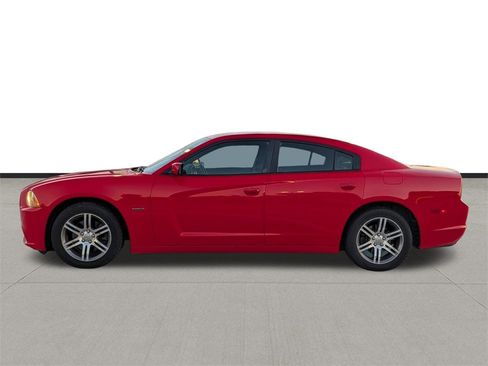 Used 2014 Dodge Charger R/T image 9