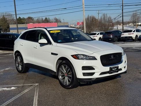 Used 2019 Jaguar F-PACE Prestige image 15