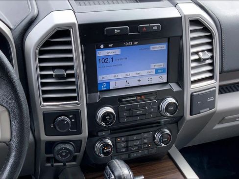 Used 2016 Ford F150 Lariat w/ Equipment Group 502A Luxury image 7