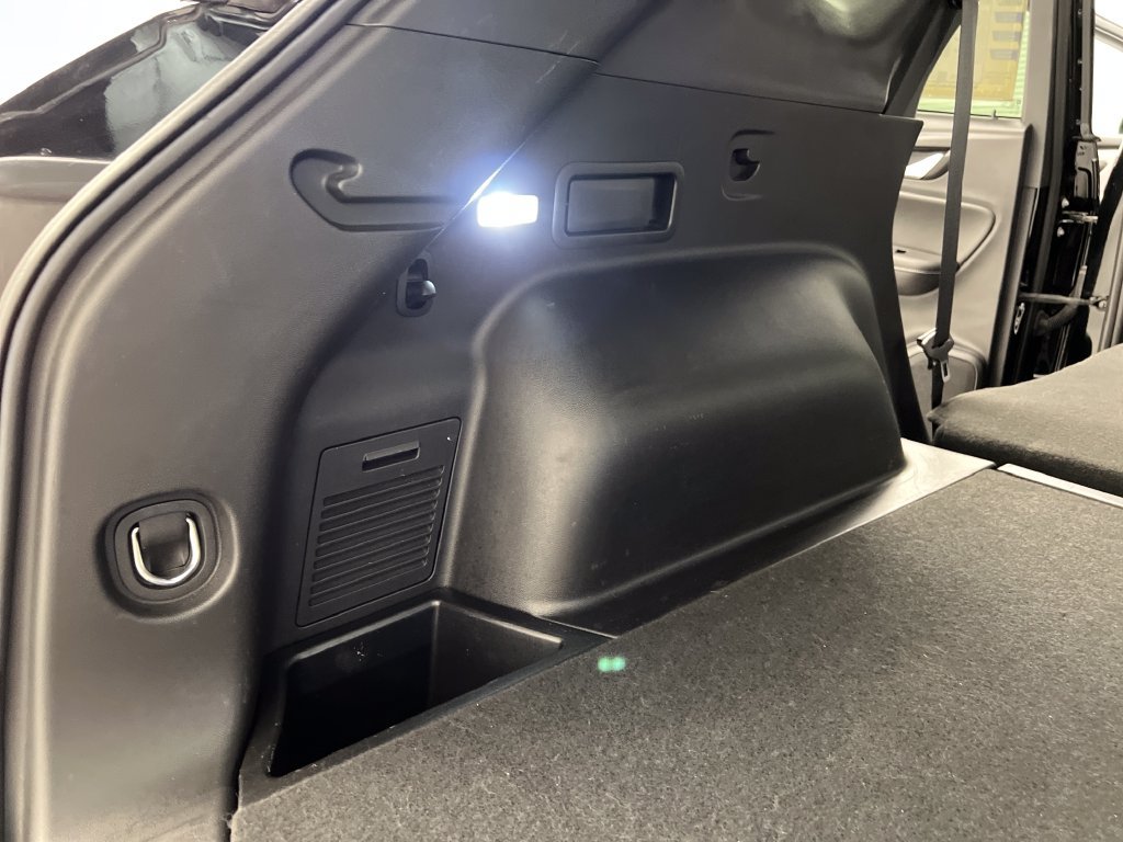 Used 2025 Chevrolet Blazer LT FWD image 36
