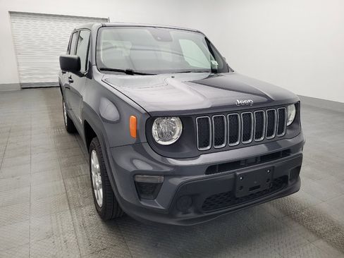 Used 2023 Jeep Renegade Latitude AWD/4WD image 14