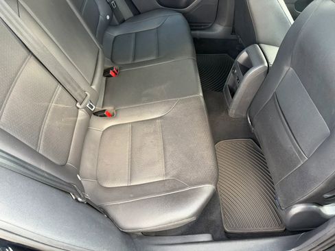 Used 2014 Volkswagen Jetta SE FWD image 12