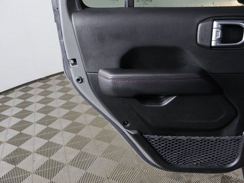 Used 2022 Jeep Gladiator Rubicon image 17