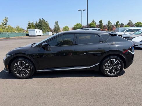 Used 2024 Kia EV6 Light AWD/4WD image 5