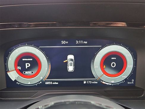 Certified 2025 Nissan Pathfinder Platinum w/ Cargo Package image 25