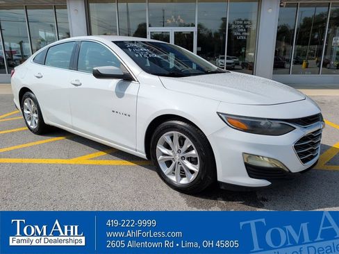 Used 2022 Chevrolet Malibu LT FWD image 1