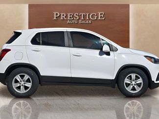 Used 2020 Chevrolet Trax LS video 1
