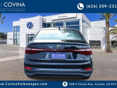 New 2026 Volkswagen Jetta SE image 6