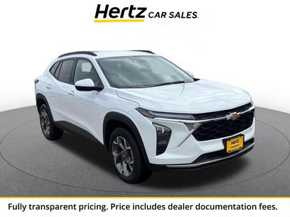 Used 2025 Chevrolet Trax LT