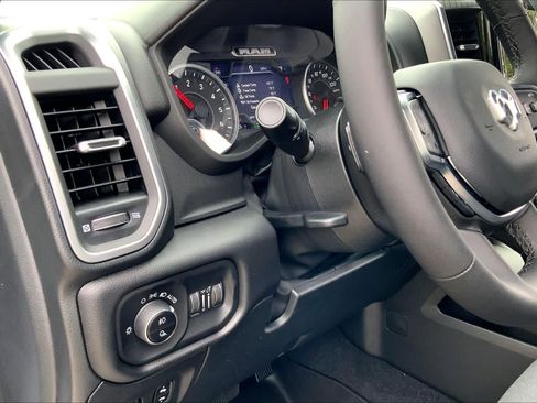 New 2026 RAM 1500 Lone Star AWD/4WD image 18