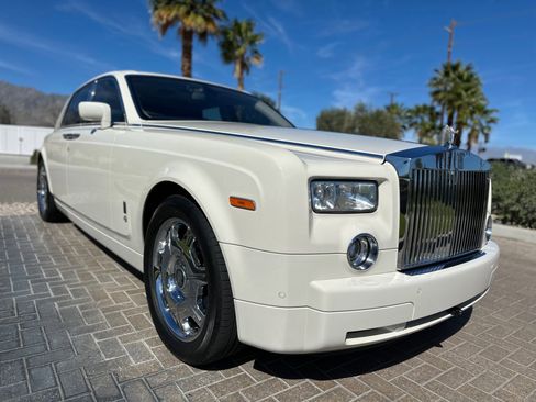 Used 2007 Rolls-Royce Phantom Sedan image 9