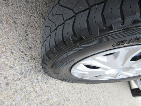 Used 2017 Ford Transit 150 130 Low Roof w/ Exterior Upgrade Package image 20