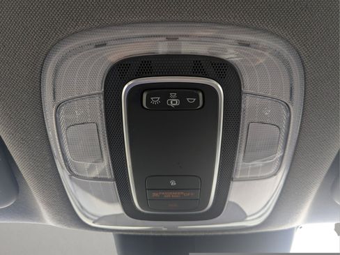 Used 2022 Hyundai Elantra SEL FWD image 17