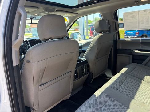 Used 2016 Ford F150 XLT w/ Equipment Group 302A Luxury AWD/4WD image 17