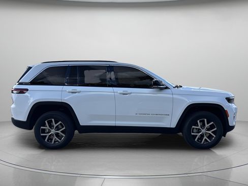 New 2025 Jeep Grand Cherokee Limited image 5
