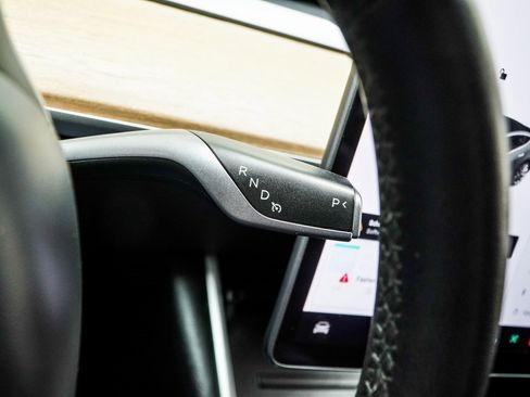 Used 2019 Tesla Model 3 Mid Range image 30