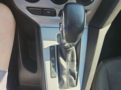 Used 2014 Ford Focus SE image 20