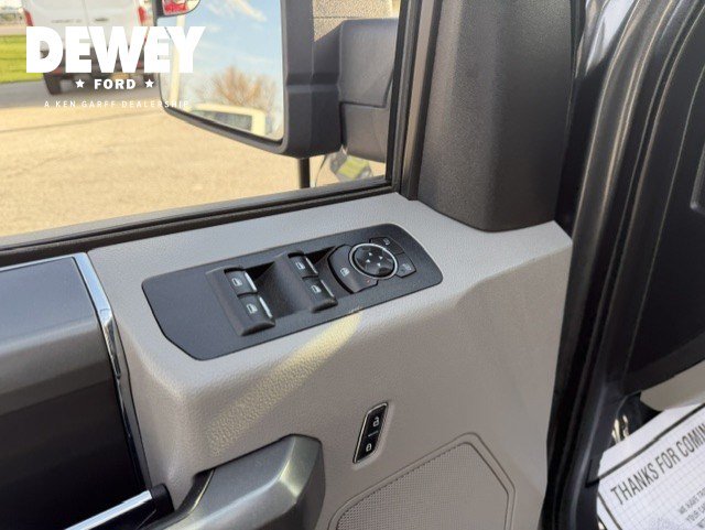 Used 2019 Ford F150 XLT w/ Equipment Group 302A Luxury AWD/4WD image 11