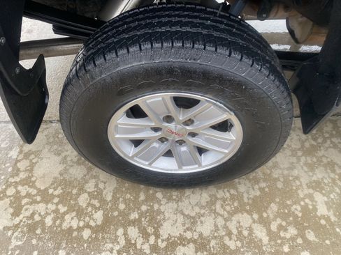 Used 2018 GMC Sierra 1500 SLT AWD/4WD image 7
