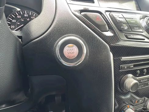 Used 2019 Nissan Pathfinder SV w/ Rock Creek Edition FWD image 14